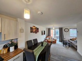 Ipswich - 3 Beds - Sleeps 6 - Private Garden